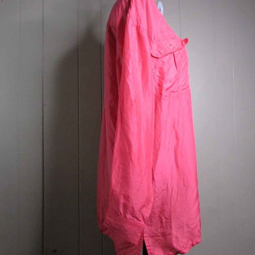 Kate Howard Blouse Shirt M Button Up Coral Silk - Picture 8 of 14